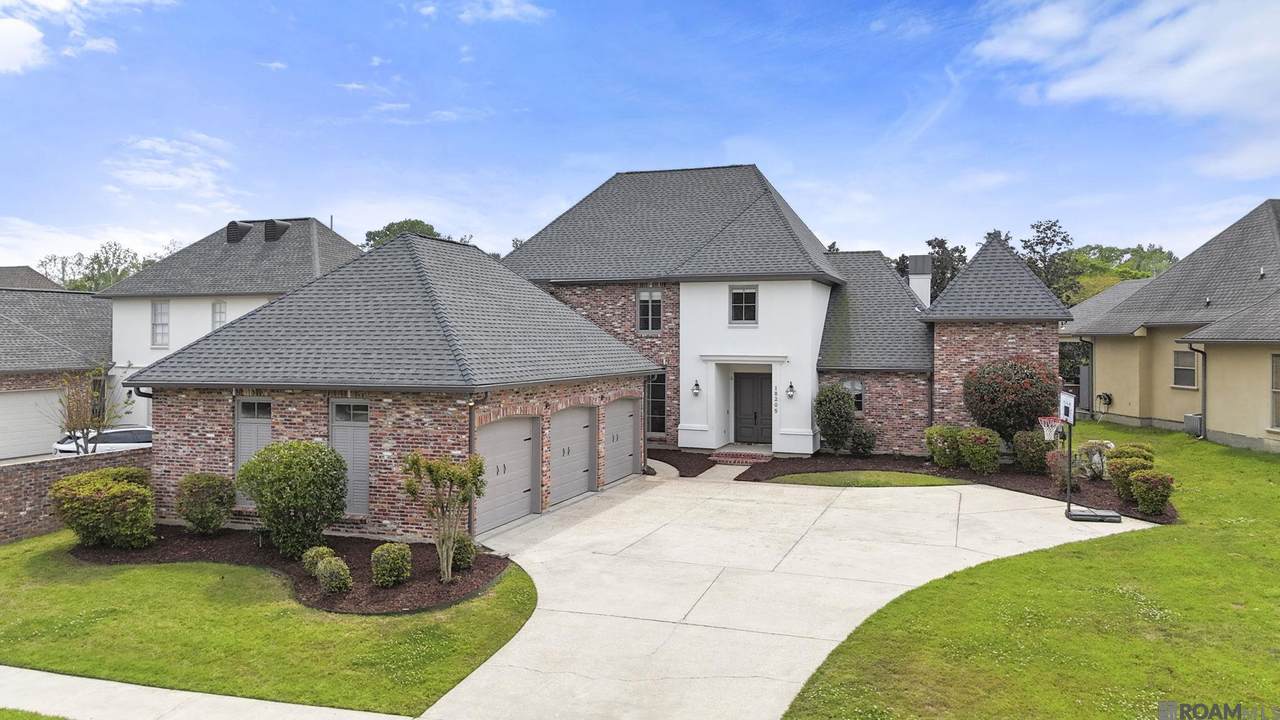 18205 Fountain Hill - Photo 1