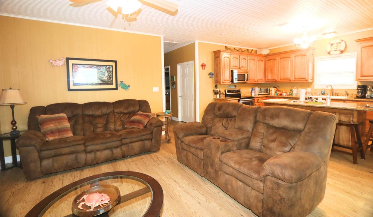 https://bt-photos.global.ssl.fastly.net/batonrouge/1280_boomver_4_2026010104-2.jpg