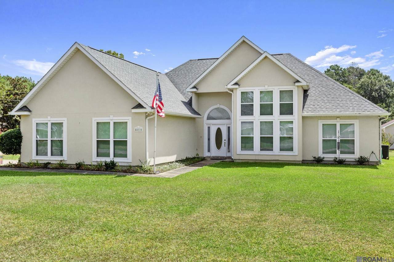 44116 Nicholas Cir - Photo 1