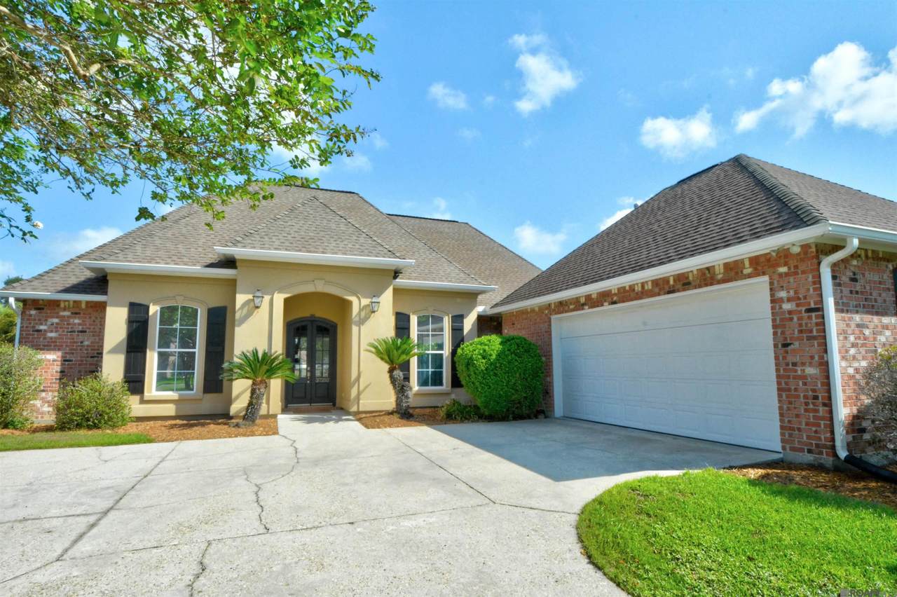 37252 Lakeshore Ave - Photo 1