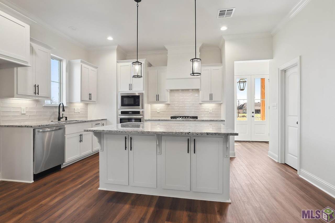 12115 Clare Ct - Photo 1