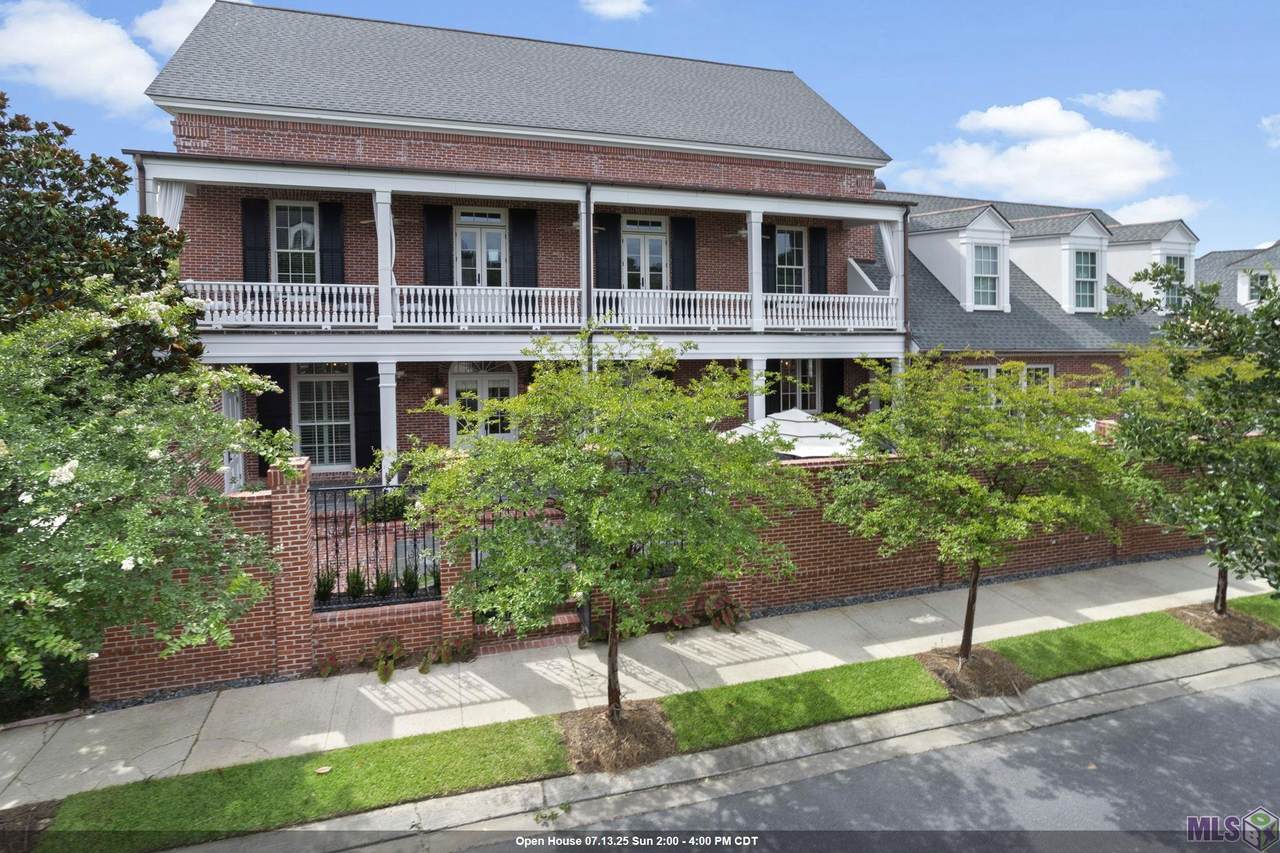 11447 Center Court Blvd - Photo 1