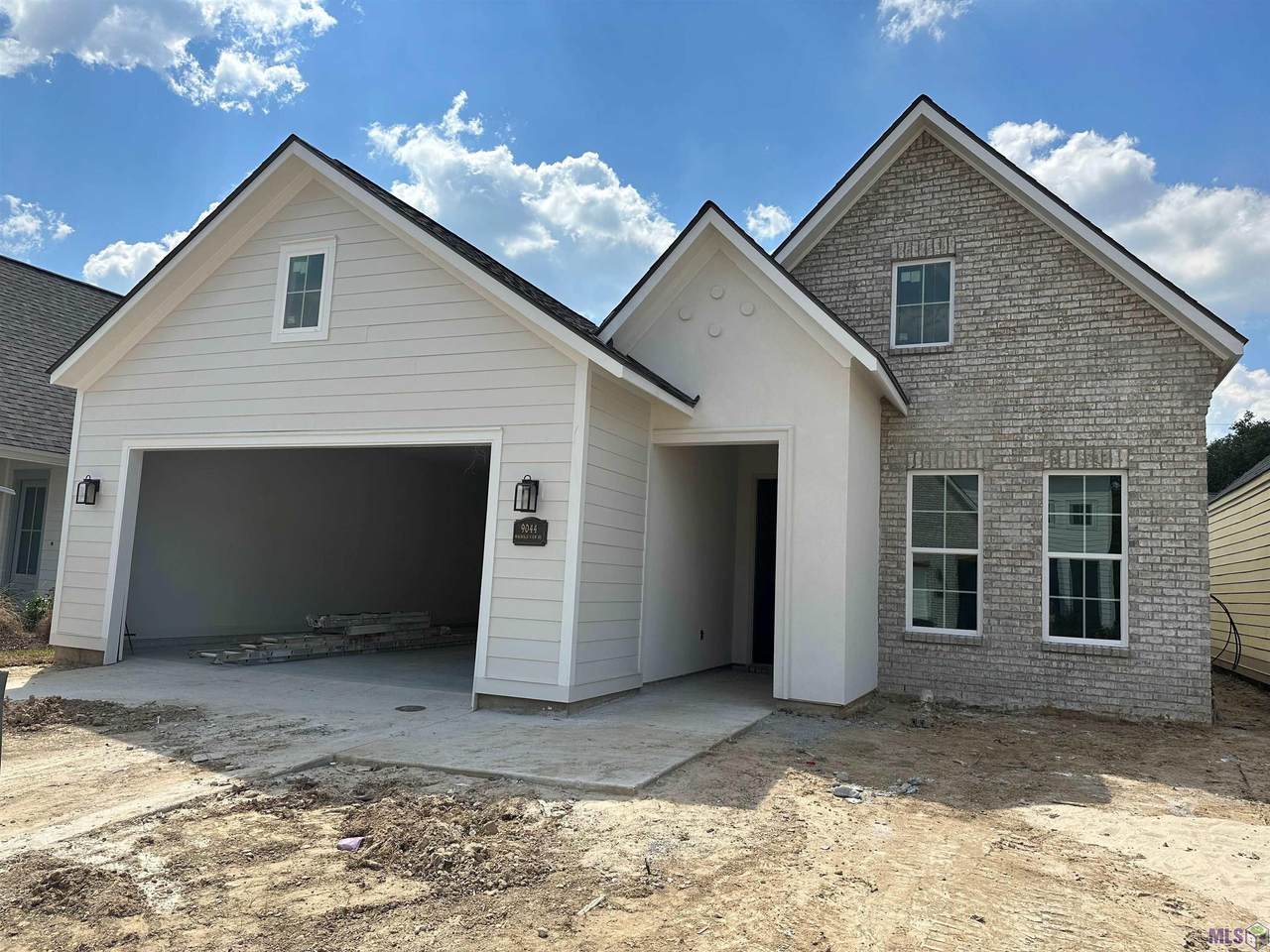 9044 Magnolia View Dr - Photo 1