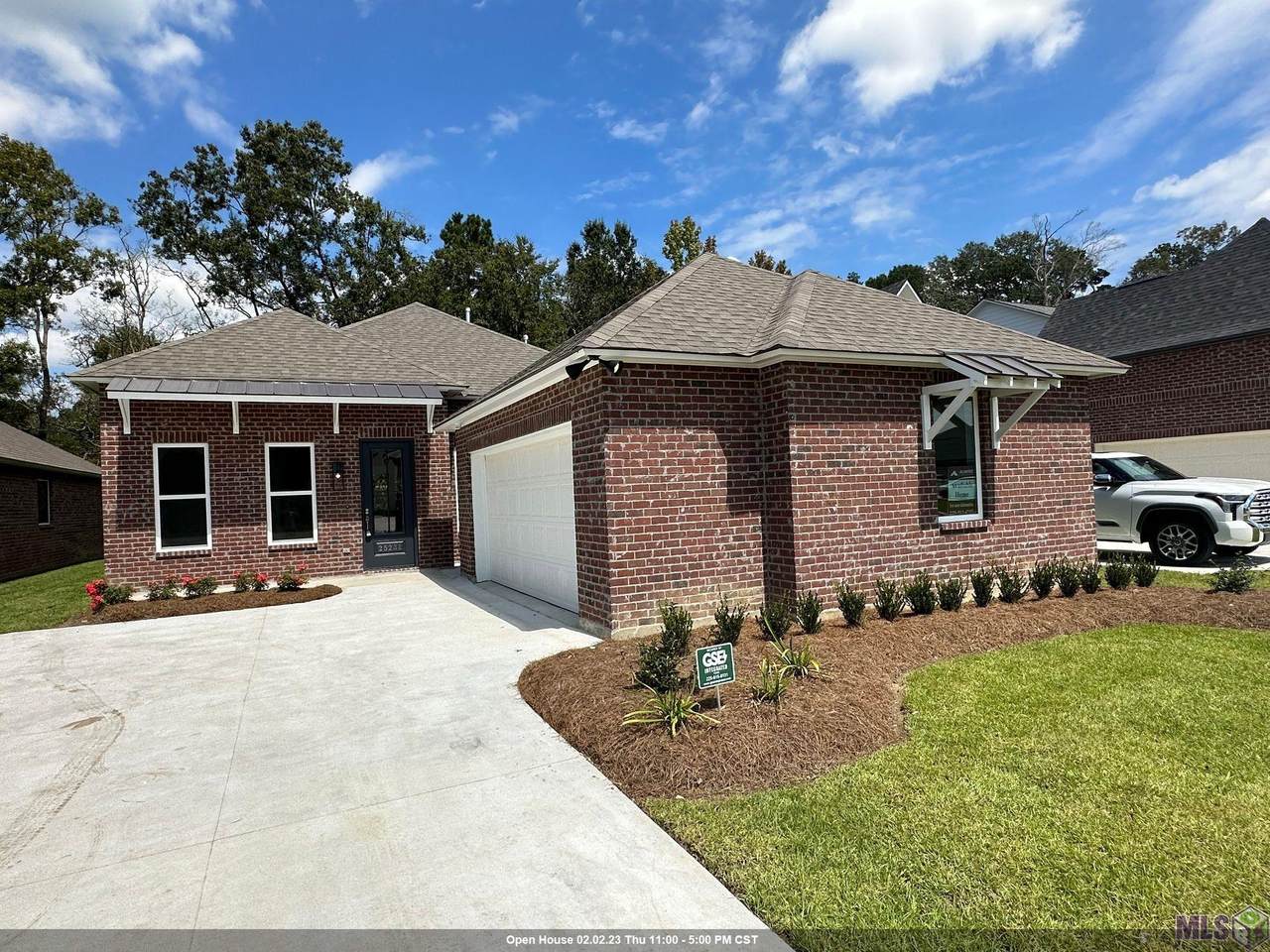 25231 Burlington Dr - Photo 1