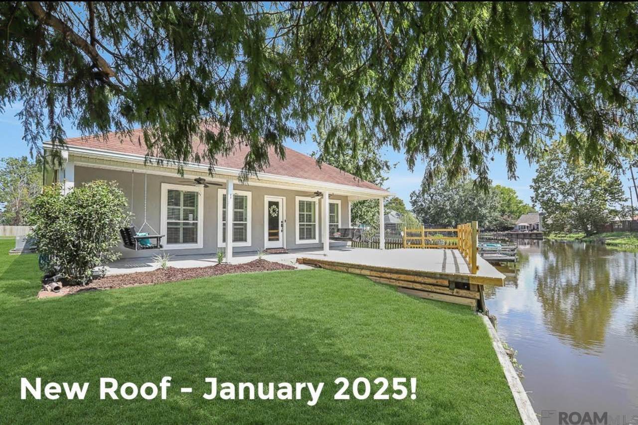 17149 Lake Dr - Photo 1