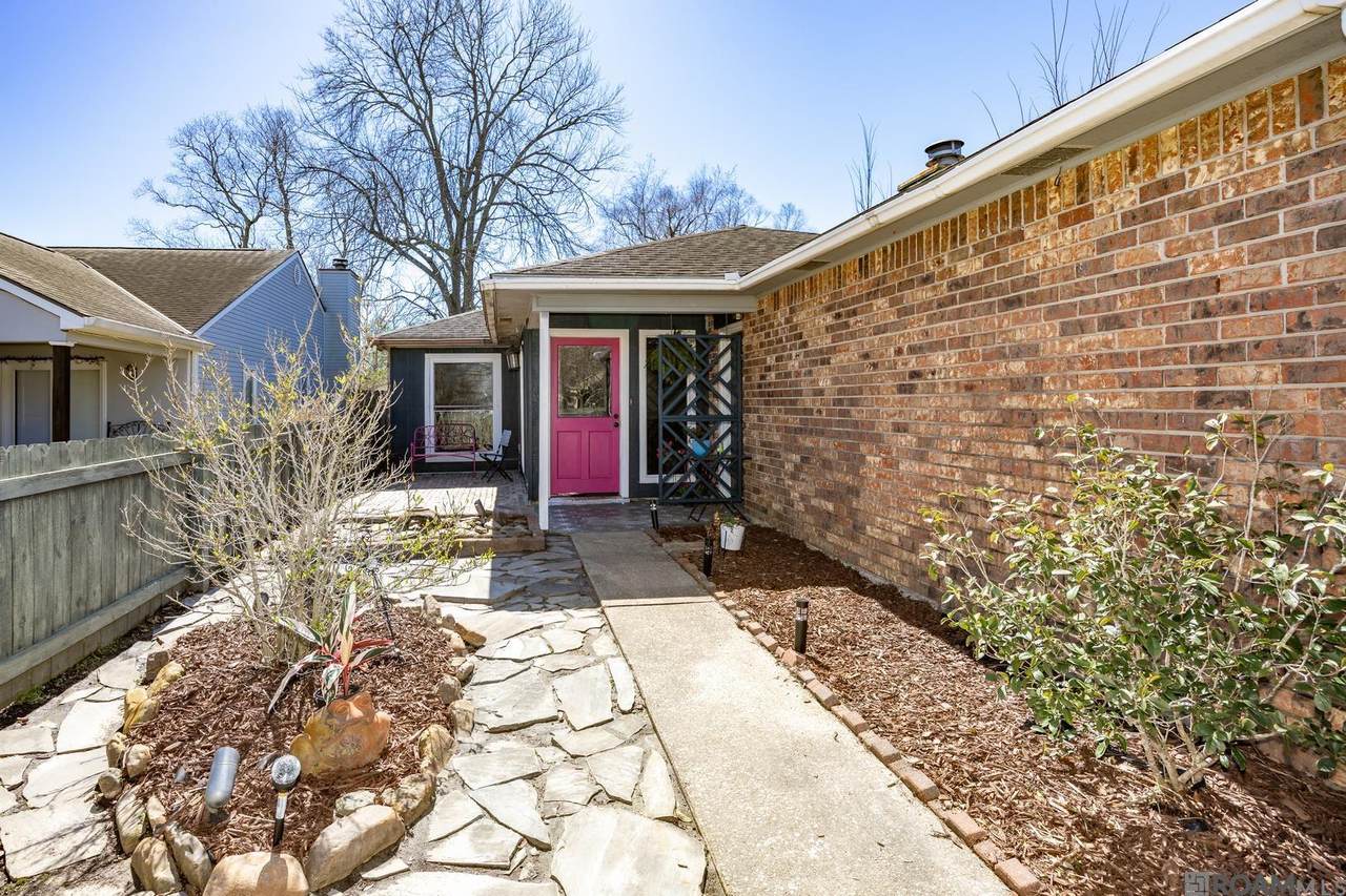 15474 Springwood - Photo 1