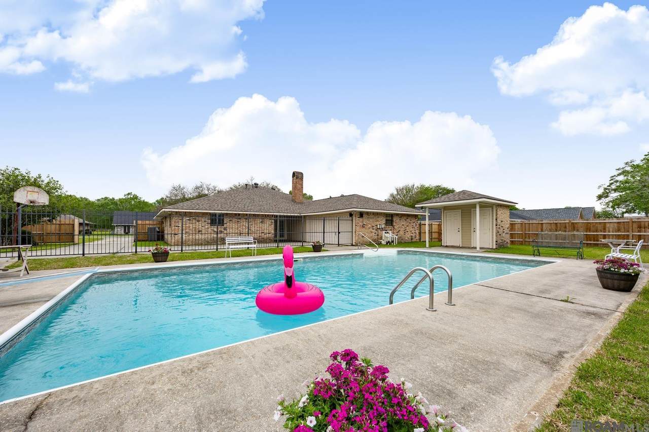 2428 Riverside Dr - Photo 1