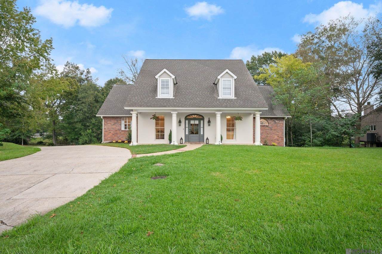 10813 Oak Hills Pkwy - Photo 1