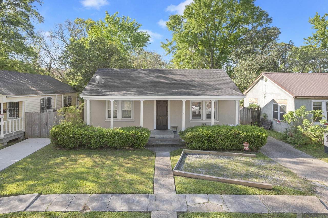 835 Iris Street - Photo 1