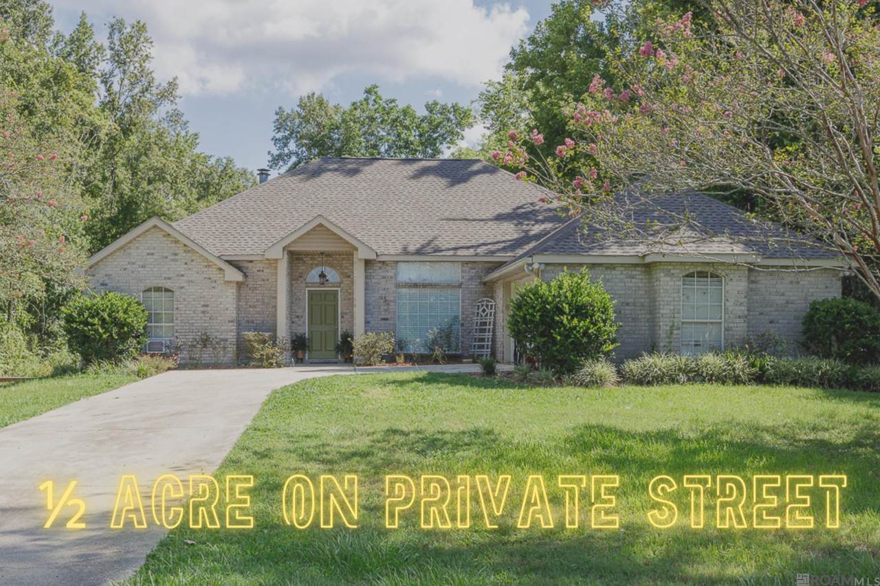 258 Oak Park Blvd - Photo 1