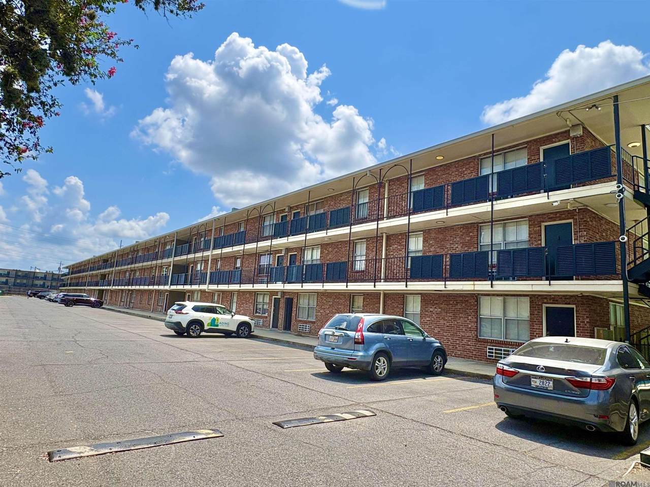 3101 Highland Rd - Photo 1