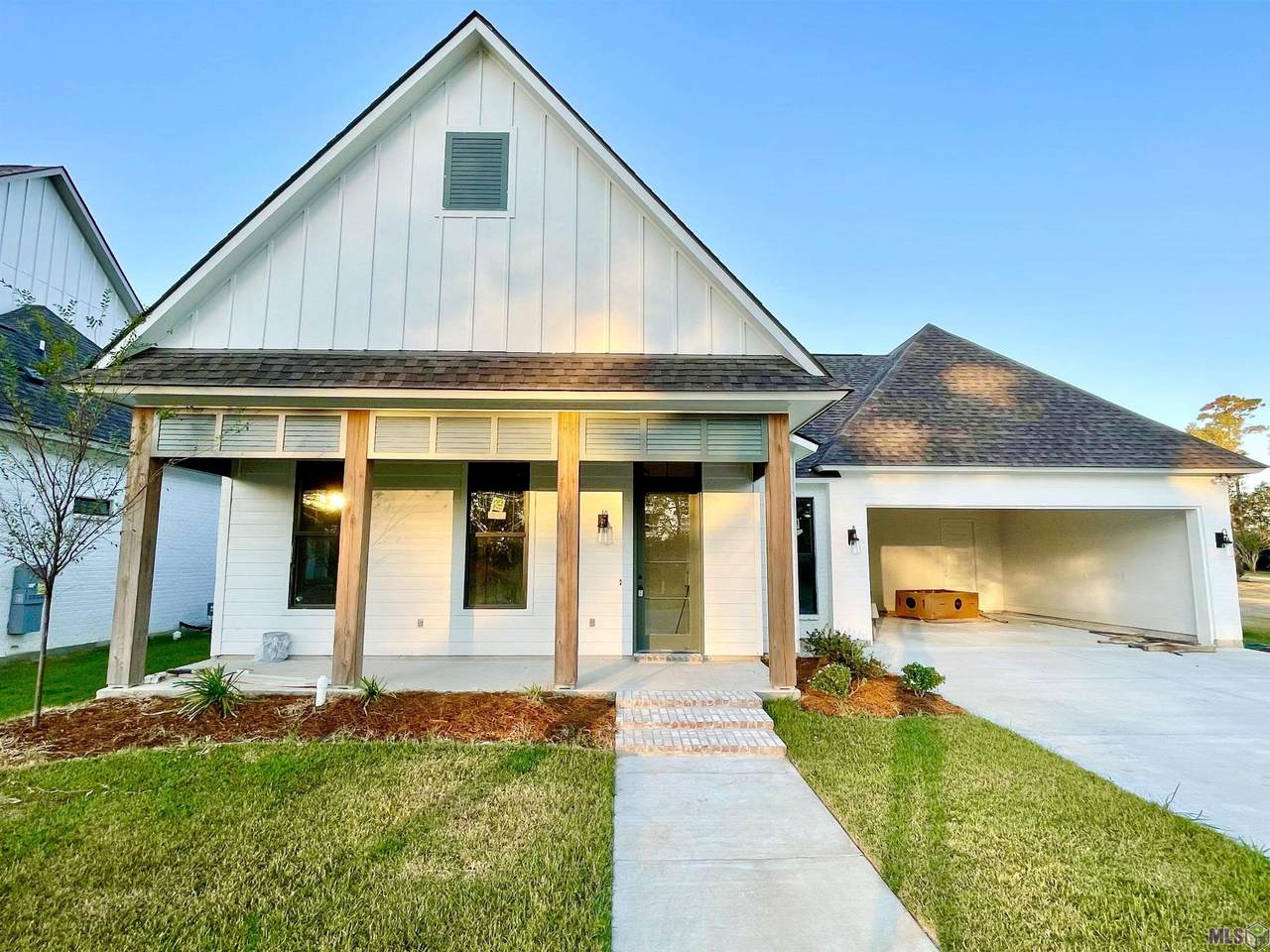 1157 Ivy Ct - Photo 1