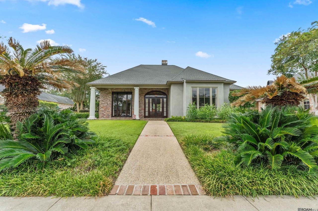 11142 Lakeside Oaks Ave - Photo 1