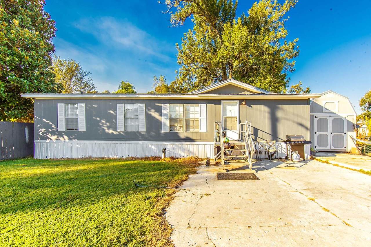 108 Patrick Place - Photo 1