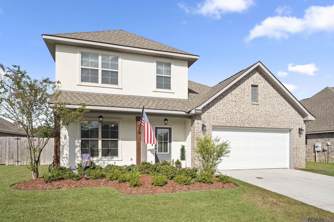 40206 Maddie Dr - Photo 1