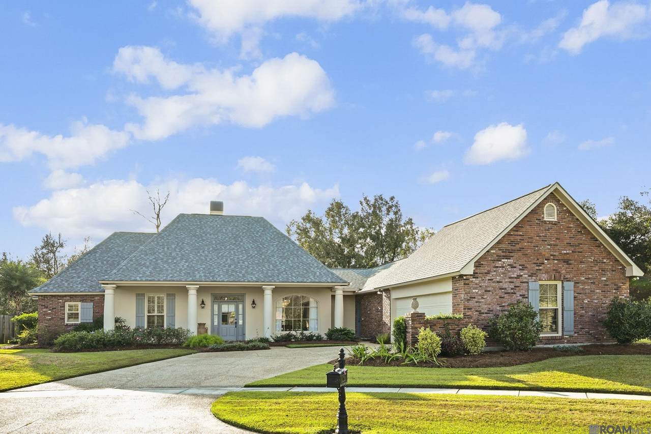 19110 Trent Jones Dr - Photo 1