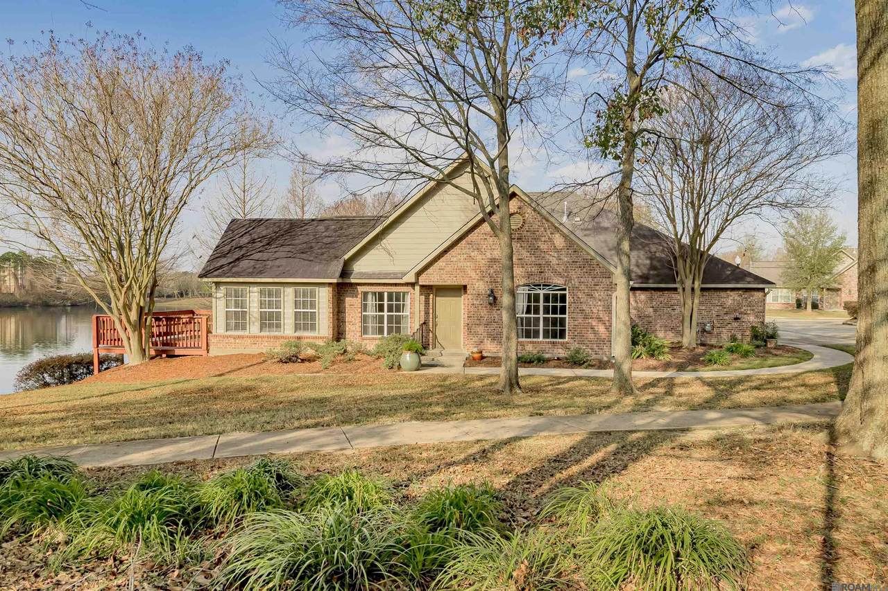 7111 Village Charmant - Photo 1