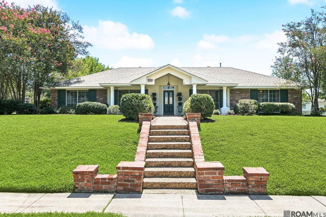 3911 Bluebonnet Rd - Photo 1