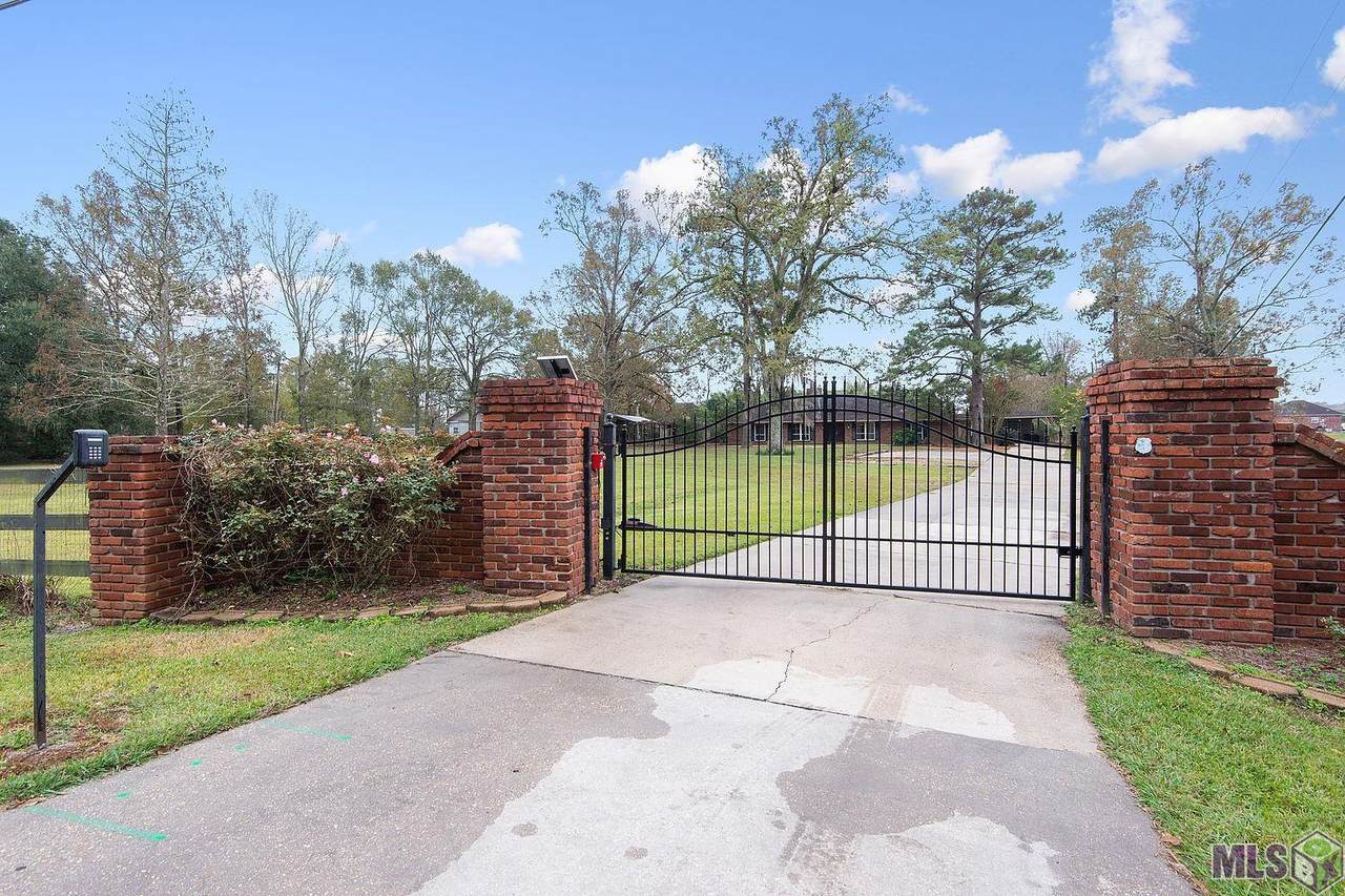 16888 Harrells Ferry Rd - Photo 1