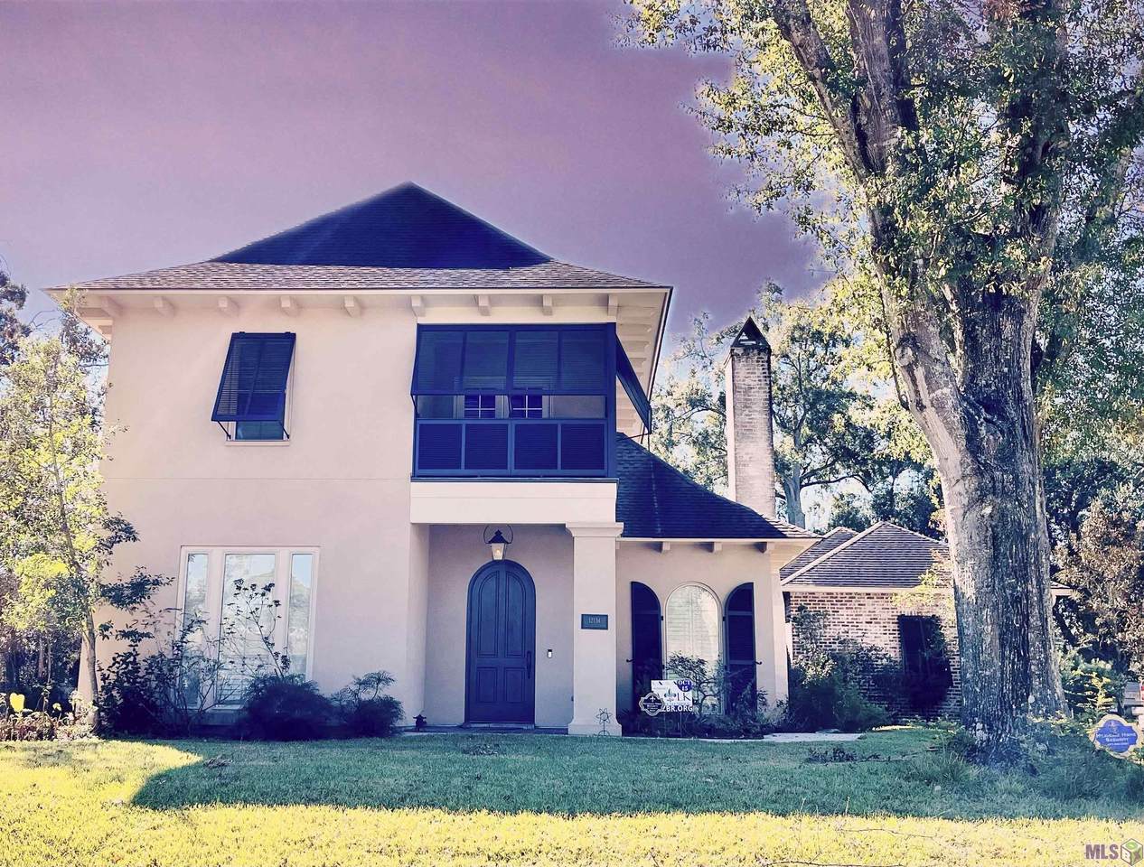 12134 Oak Hills Pkwy - Photo 1