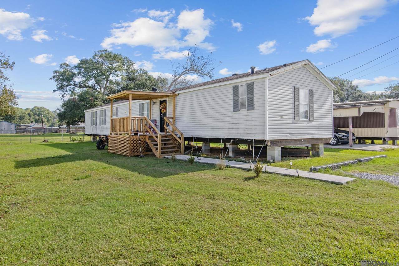 10255 Railroad Dr - Photo 1