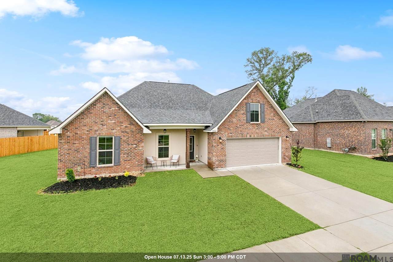 39212 Pelican Ln - Photo 1