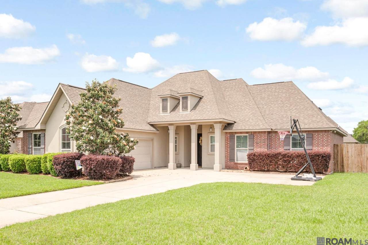 20211 Long Lake Dr - Photo 1