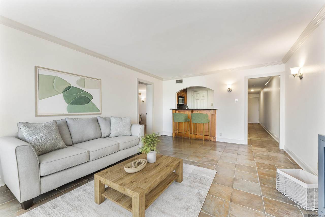 2045 Third St - Photo 1