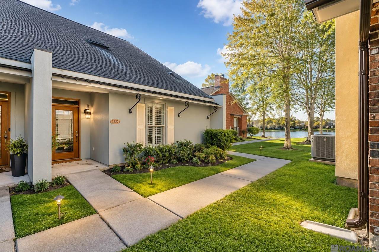 11110 Boardwalk Dr - Photo 1