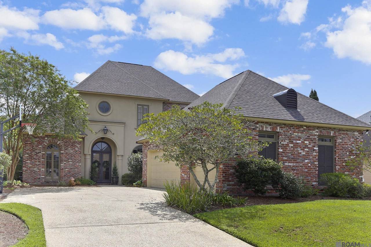 18556 Fairway Oaks Ct - Photo 1