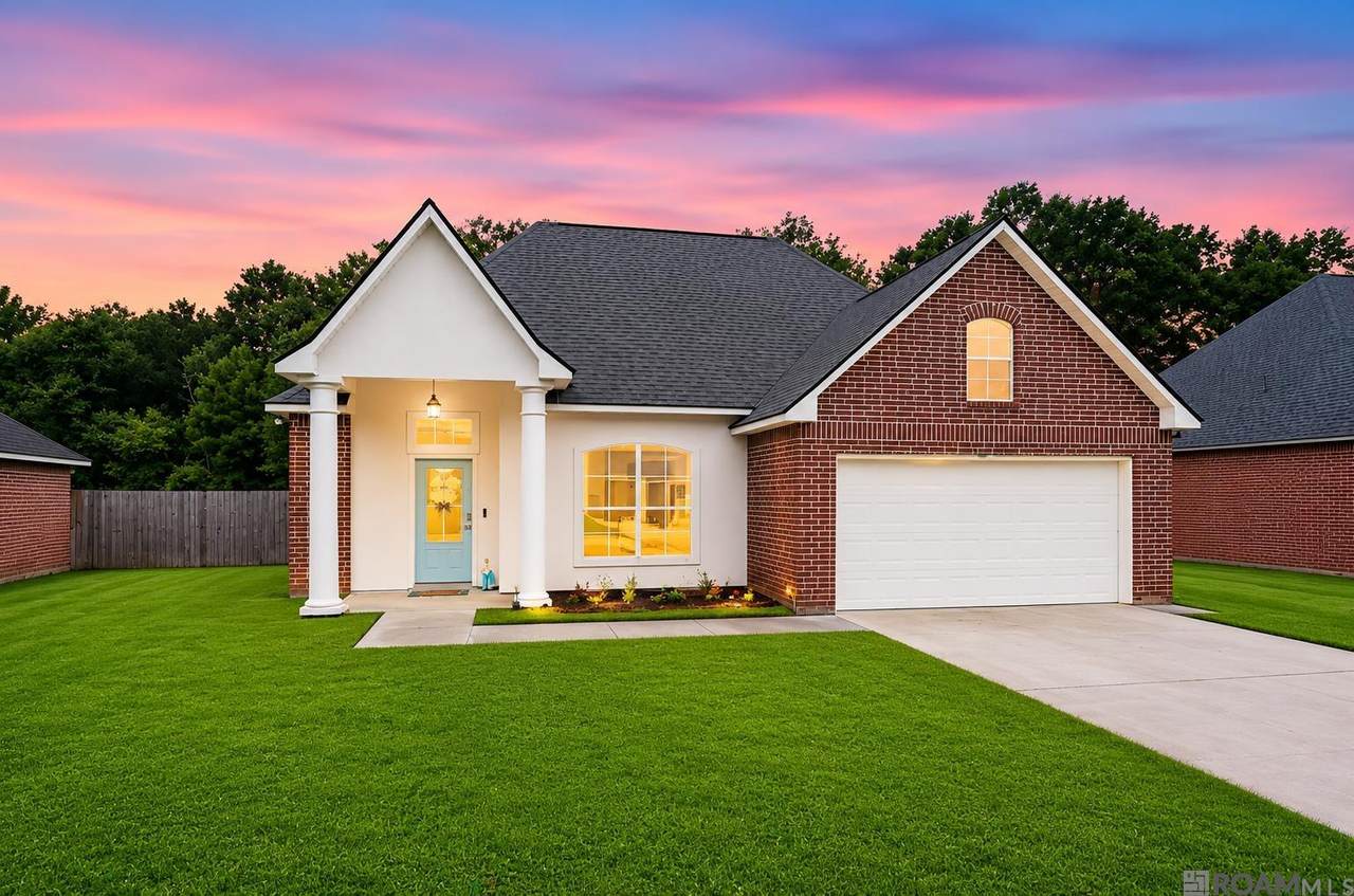 23883 Springhill Dr - Photo 1