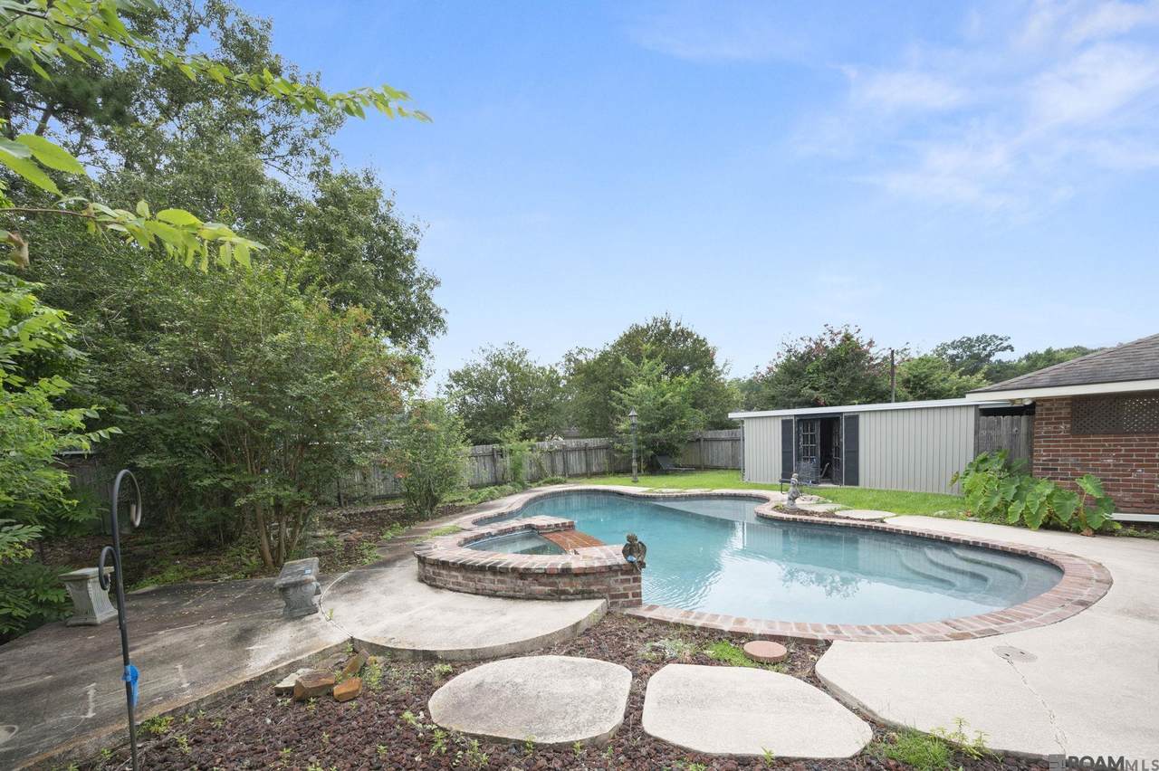 13210 Todd Ave - Photo 1