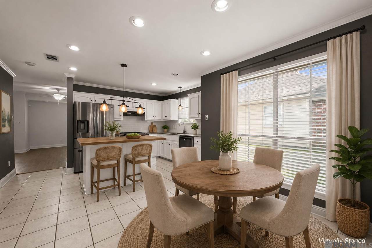 17190 Lake Dr - Photo 1