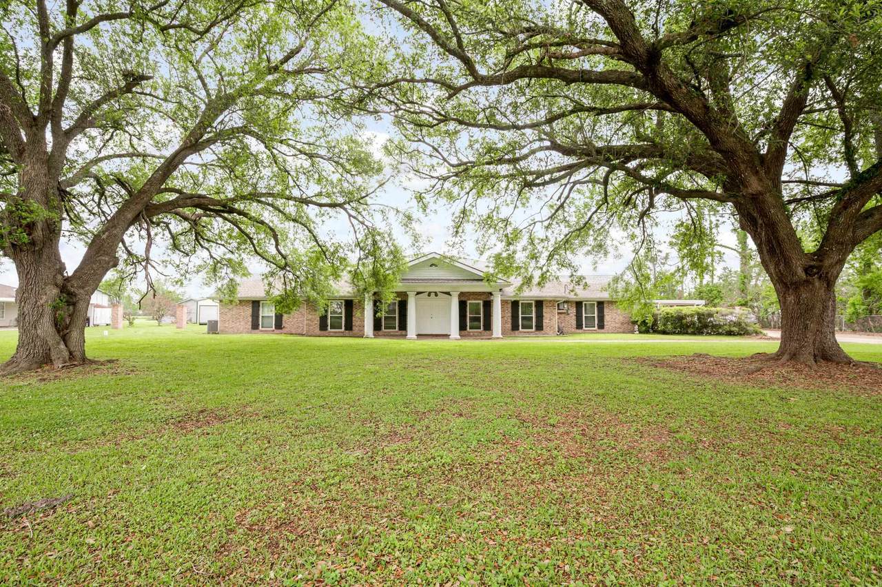209 Country Estates Drive - Photo 1