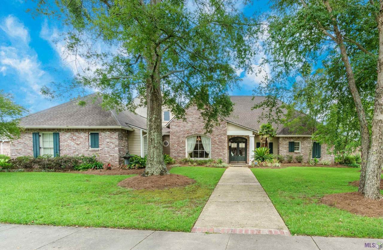 18742 Santa Maria Pkwy - Photo 1