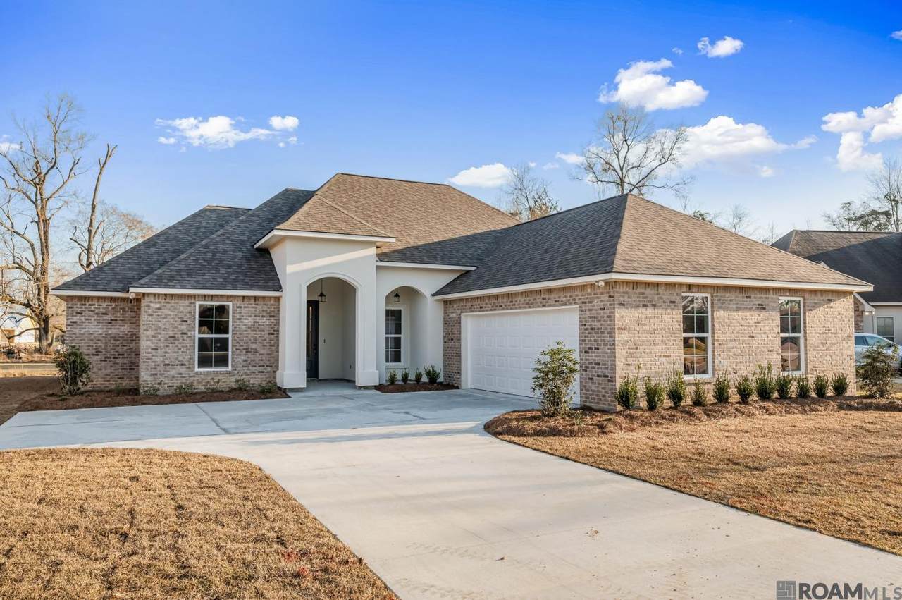8360 Quiet Creek Dr - Photo 1