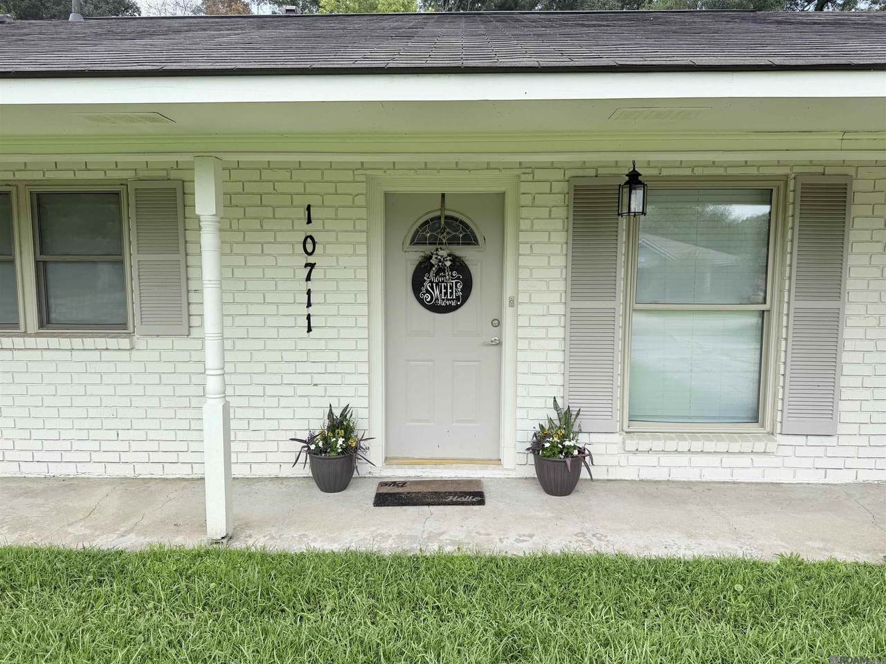 10711 Carmel Dr - Photo 1