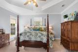 10728 Oak Bend Dr - Photo 13