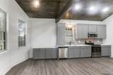 905 17th St - Photo 3