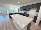 1546 Cavalry Ave - Photo 2