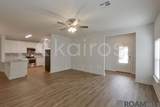 8040 Hendrick Dr - Photo 3