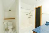 528 St George Road - Photo 35