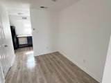 725 Woodland Dr - Photo 4