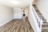 414 Longwood Ct - Photo 3