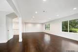 1067 Lakeview Dr - Photo 10