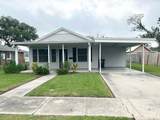 137 Hackberry Ave - Photo 1