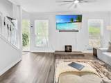 922 Ridgepoint Ct - Photo 3
