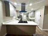 1005 Grace St - Photo 8