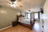 606 Collins St - Photo 11
