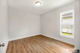 10656 Deric Ave - Photo 11